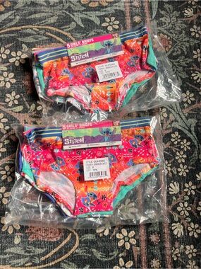 Bundle of two Disney Lilo & Stitch Girls' Pink Floral Briefs -size 8- Packs of 5